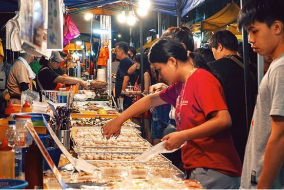 Malaysian primary school after-school “stall culture”: a unique childhood taste memory