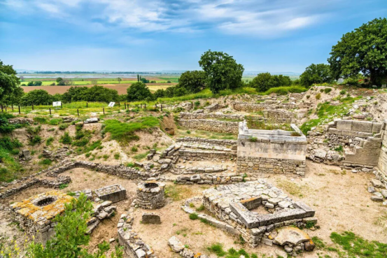 The Ultimate Guide to Visiting the World’s Most Famous Ancient Ruins & Historical Sites
